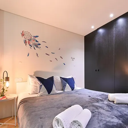 Se - Abrigo Muralha De Apartamento Braga