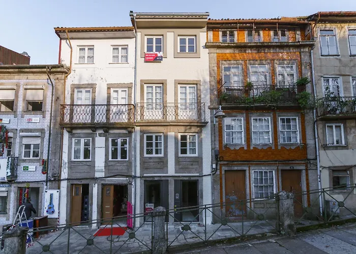 Abrigo Muralha By Se Apartamento Braga
