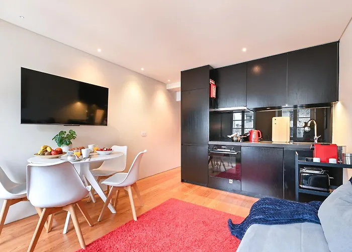 Abrigo Muralha By Se *